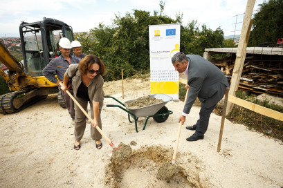 Thanks to EU support, construction began on future homes for Roma families in Gorica settlement